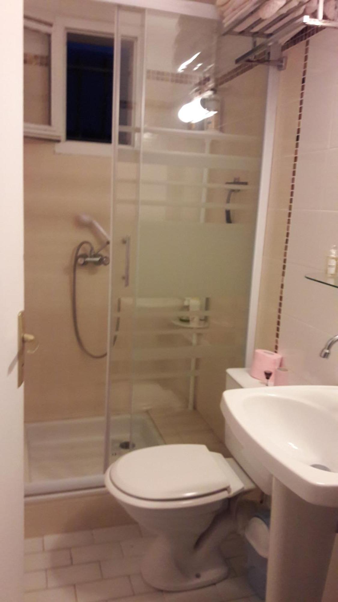 Chambre Privee Independante, Piscine แอกด์ ภายนอก รูปภาพ
